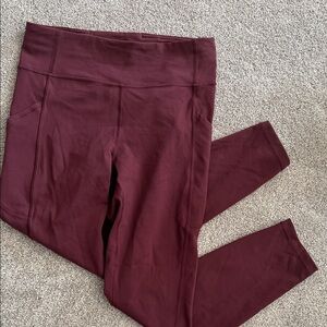 Lululemon Invigorate High-Rise leggings 25"
EUC